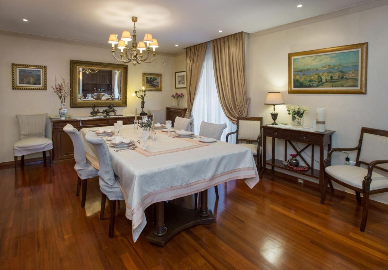 Exceptional Villa In Voula Near The Sea Atina Dış mekan fotoğraf