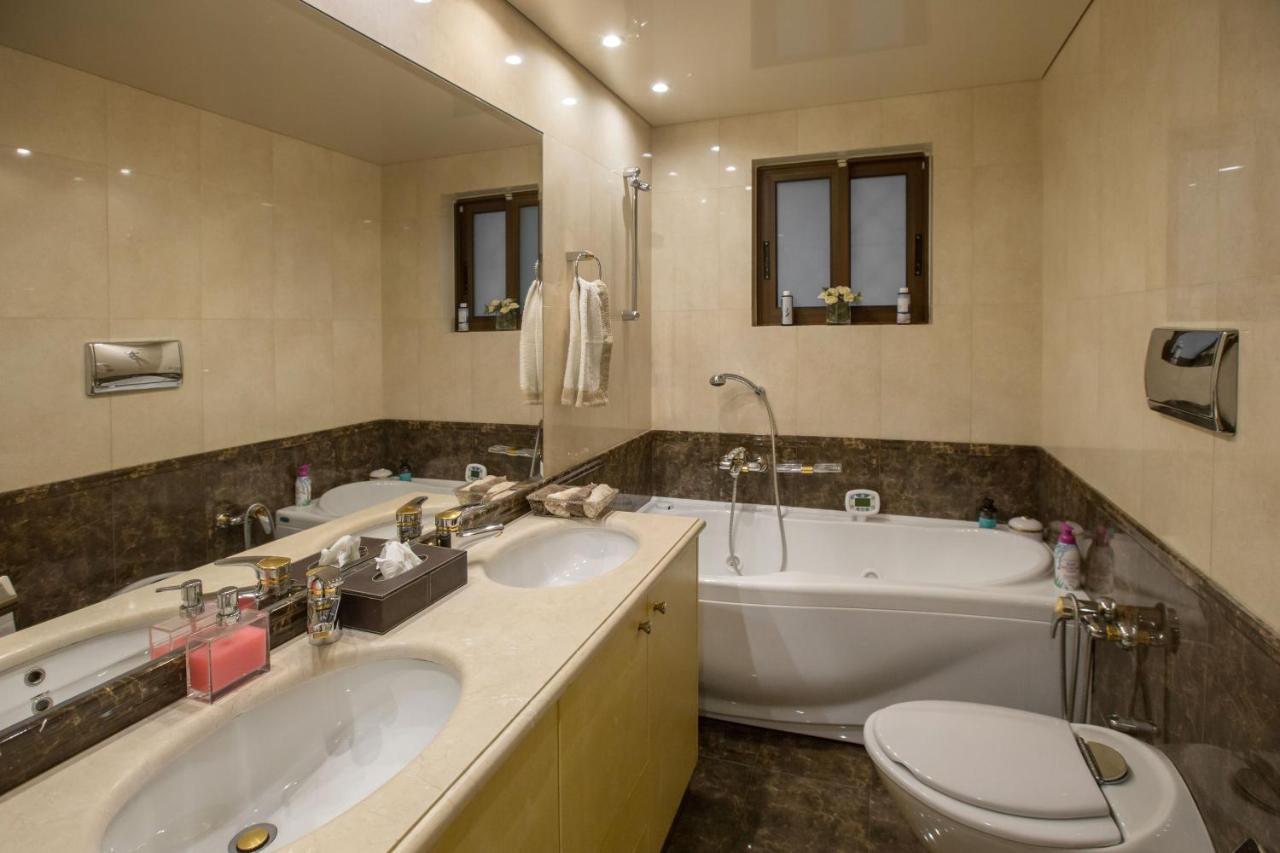 Exceptional Villa In Voula Near The Sea Atina Dış mekan fotoğraf