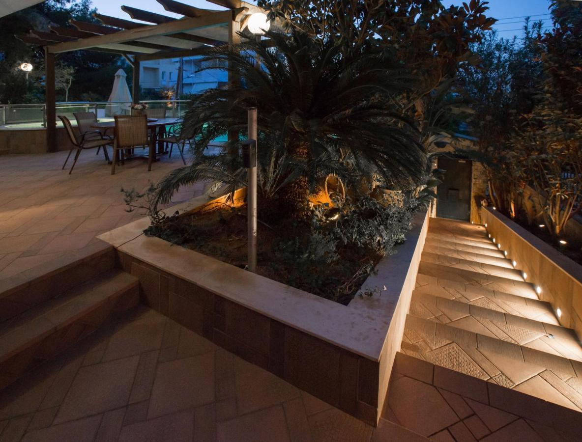 Exceptional Villa In Voula Near The Sea Atina Dış mekan fotoğraf