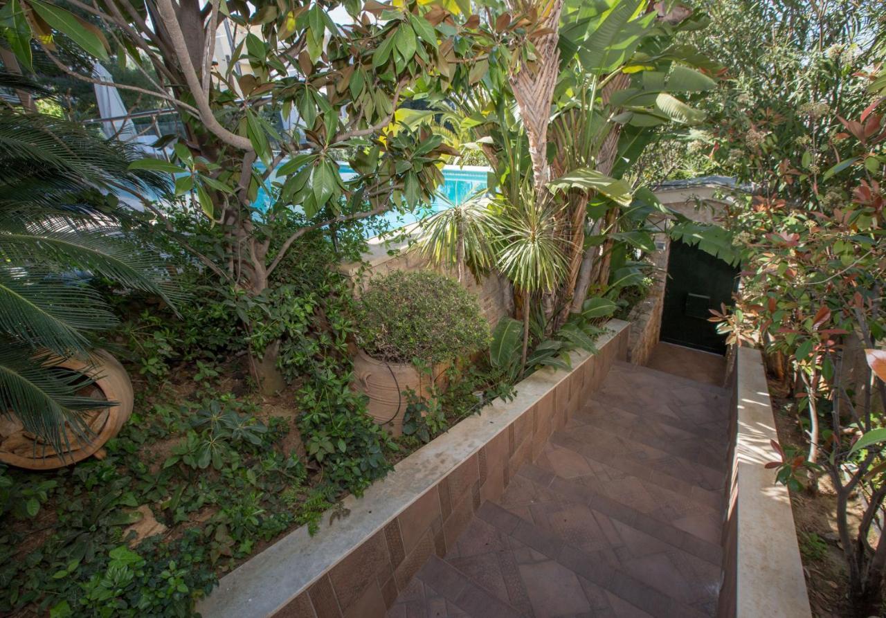 Exceptional Villa In Voula Near The Sea Atina Dış mekan fotoğraf